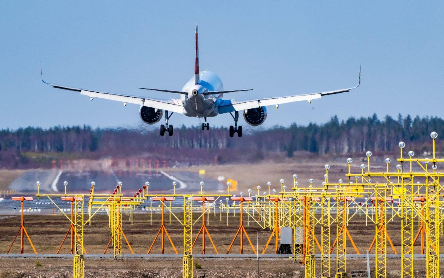 Många flyg kan komma att försenas eller helt ställas in om det blir strejk bland europeiska flygledare.