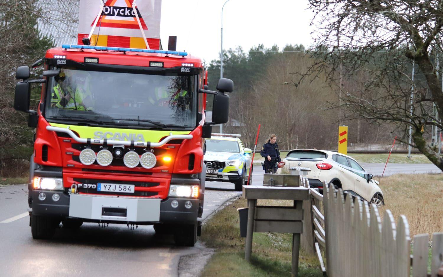 Ingen person fördes till sjukhus efter olyckan i Ljung.