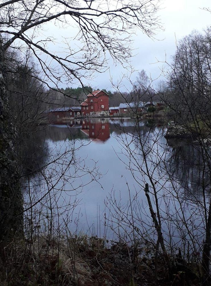 Höstbild vid Säveån, Finnatorps såg Horla.