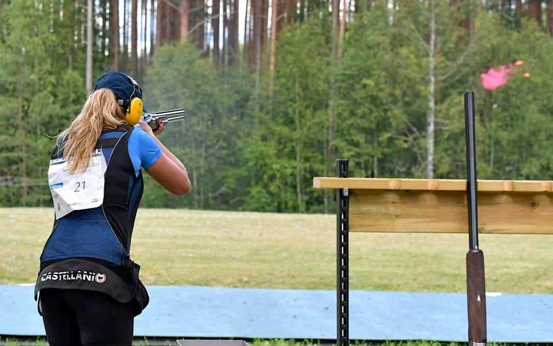 Jenny blev den första svenska mästarinnan i olympisk trap.