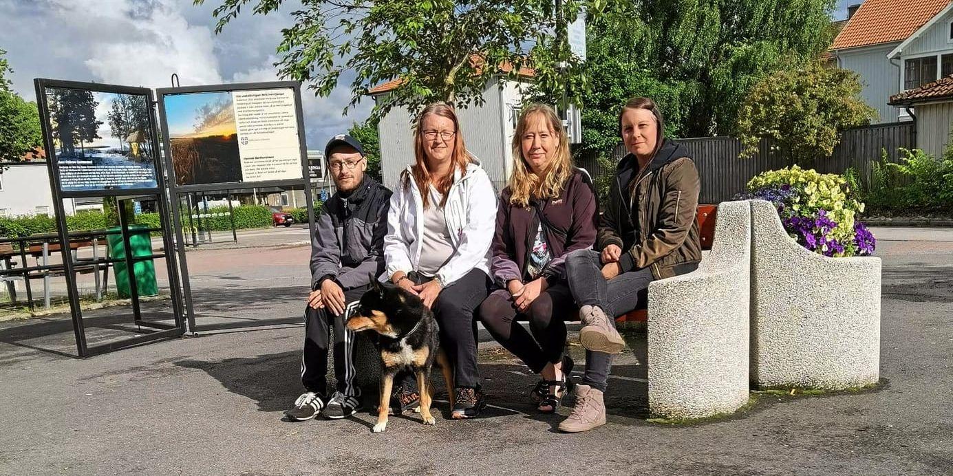 Fyra av dem som hittills har visat intresse för att kvällsvandra i Herrljunga, från vänster; Hannes Bartholdsson, Madelene Stahberg, Lotta Johansson och Merona Ekekrantz. Med i gruppen är även Gunilla Sörensen. 